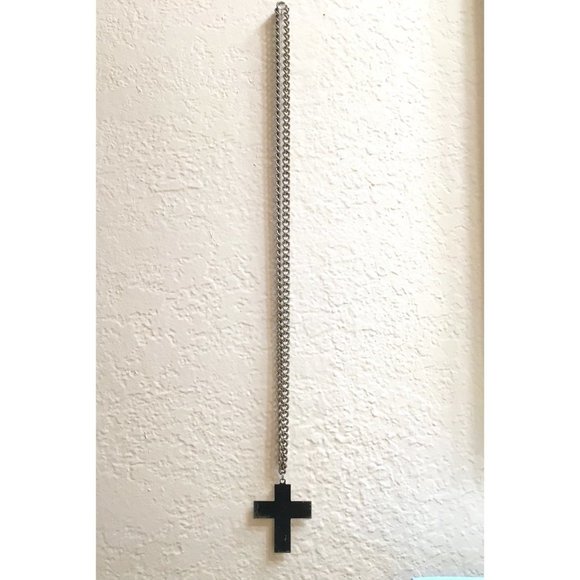 Vintage Big Cross Pendant Necklace 33" Silver Tone Chunky Chain - Picture 1 of 7